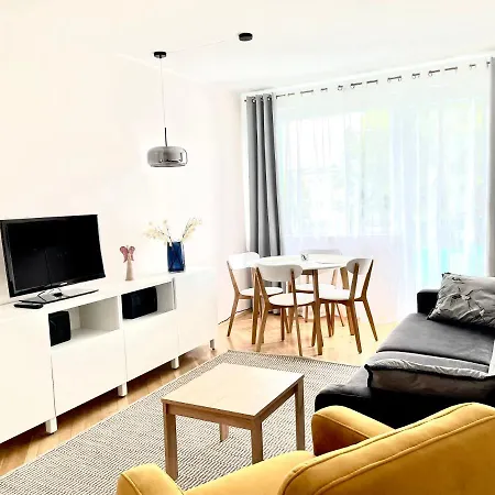 Apartament Relax Kolobrzeska Отель Гданьск